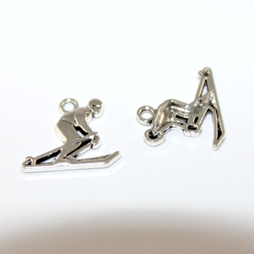 17mm x 19mm Skier Charm - 2 Pieces - Platinum