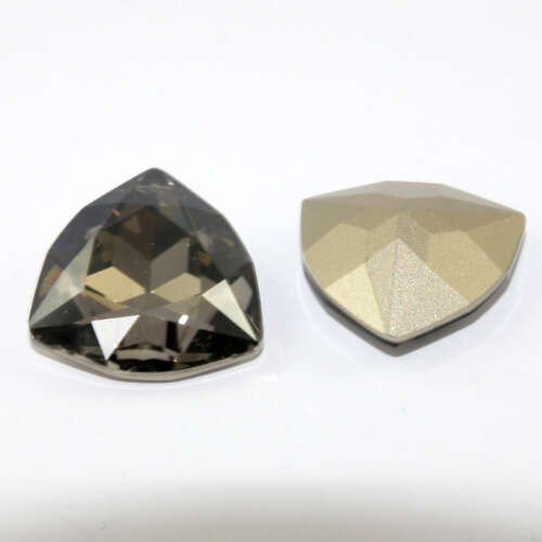 4706 Trilliant 24mm - Black Diamond